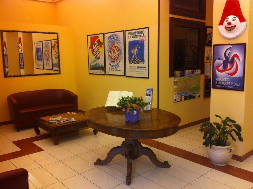 Hotel Bella Riviera Lungomare Viareggio Ngoại thất bức ảnh