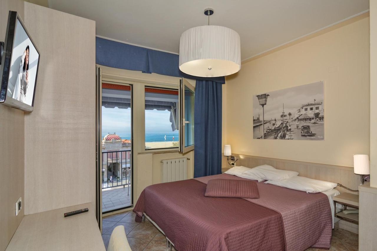 Hotel Bella Riviera Lungomare Viareggio Ngoại thất bức ảnh